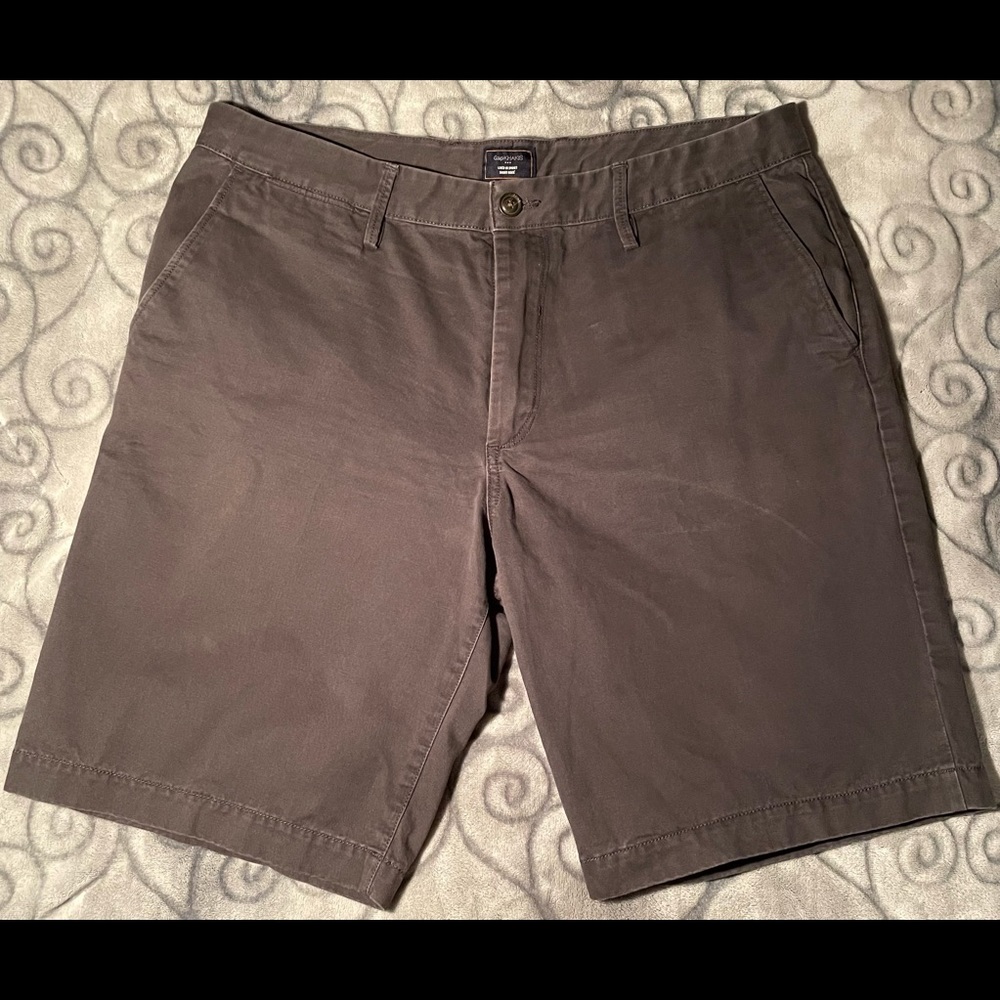 Gap Khaki Shorts!